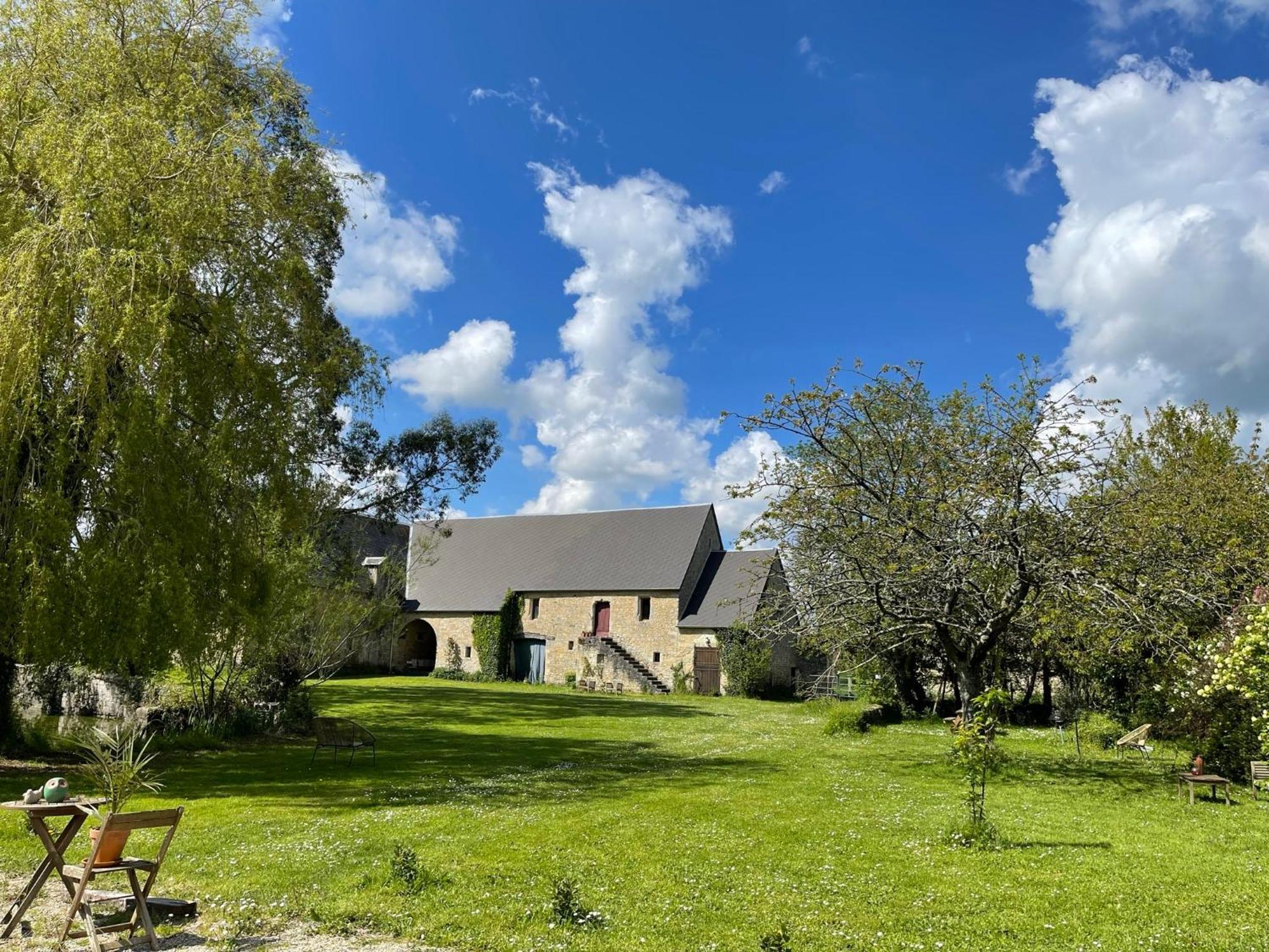 Le Manoir Des Doyens Bed & Breakfast Bayeux Exterior photo