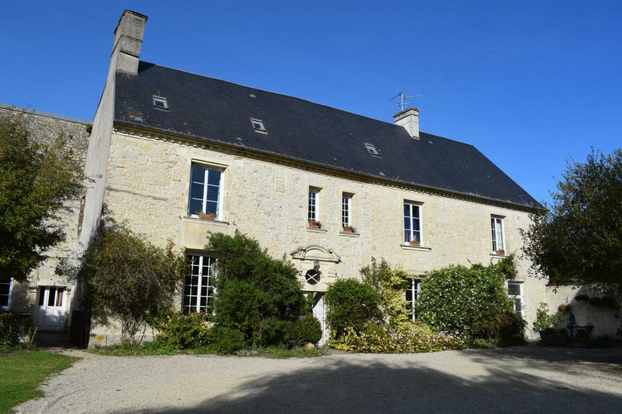 Le Manoir Des Doyens Bed & Breakfast Bayeux Exterior photo