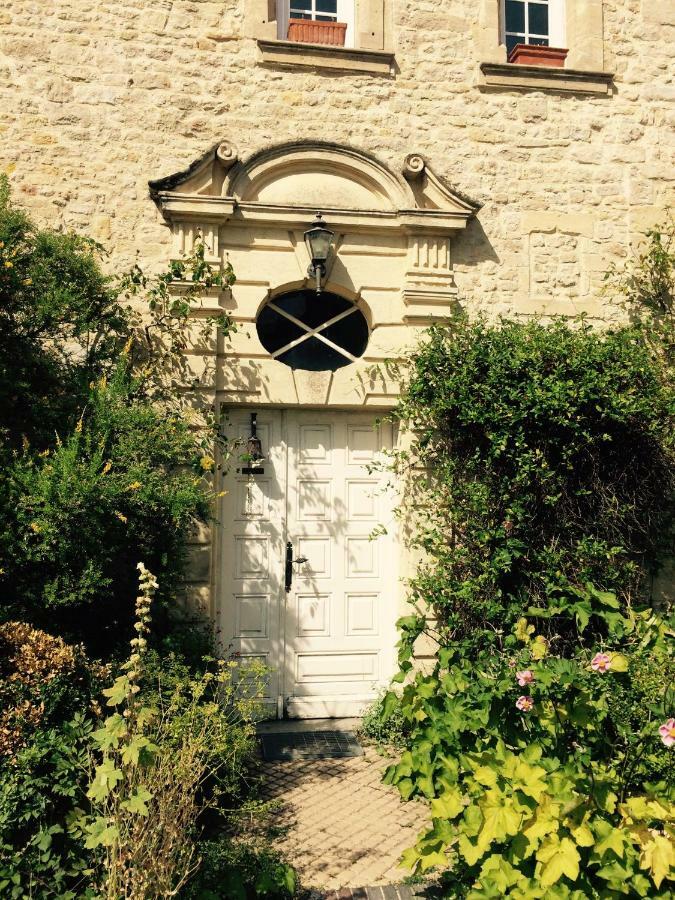 Le Manoir Des Doyens Bed & Breakfast Bayeux Exterior photo